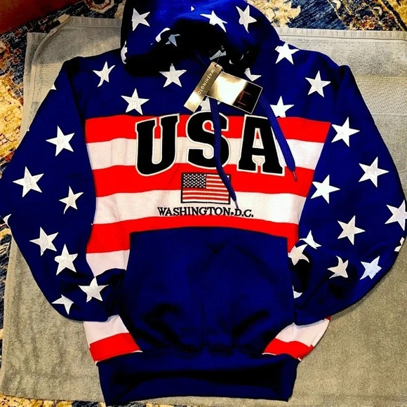 NWT PATRIOTIC USA FLAG STARS STRIPES WASHINGTON DC HOODIE SMALL KANGAROO PKT - Picture 1 of 9